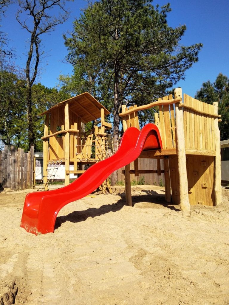2022-07-23-aire-de-jeux-enfants