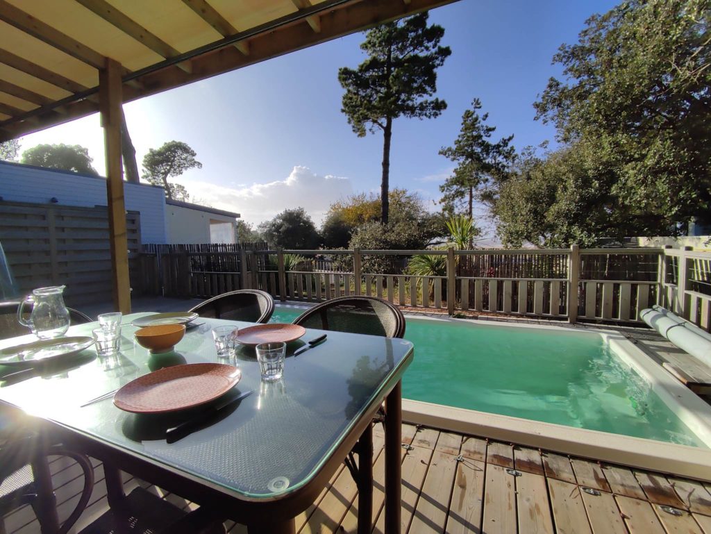 2022-11-25-lodge-piscine-sirocco3